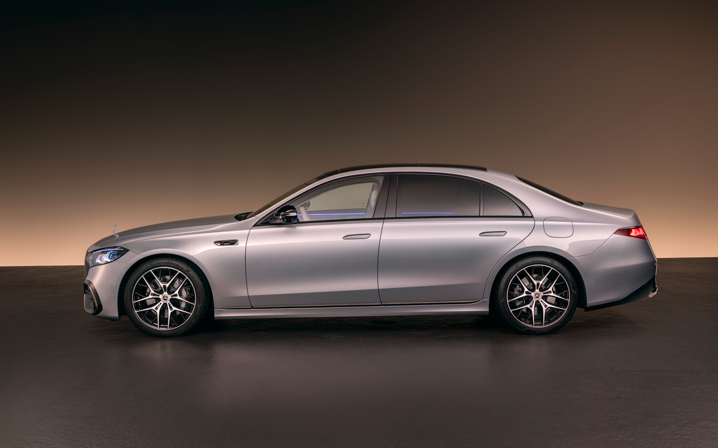 2026_w223_s-class_10